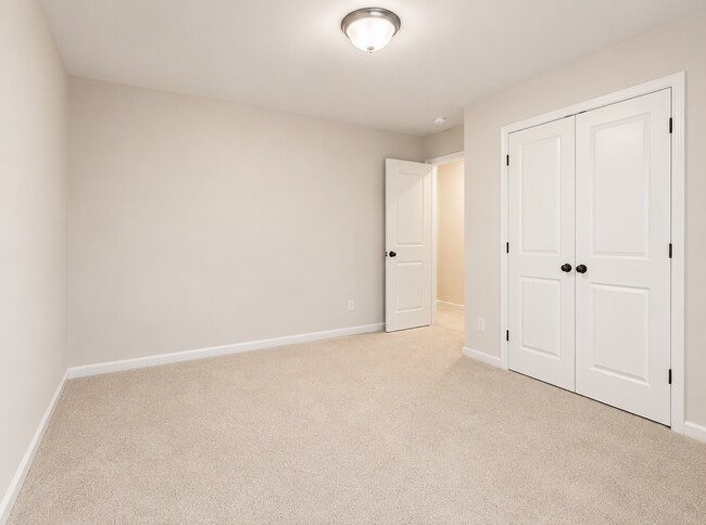 Building Photo - 404 Laurel Pk Dr