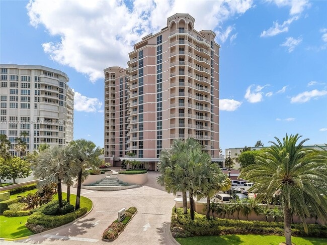 Building Photo - 1460 S Ocean Blvd