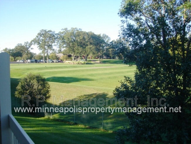 Building Photo - 14345 Bedford Dr