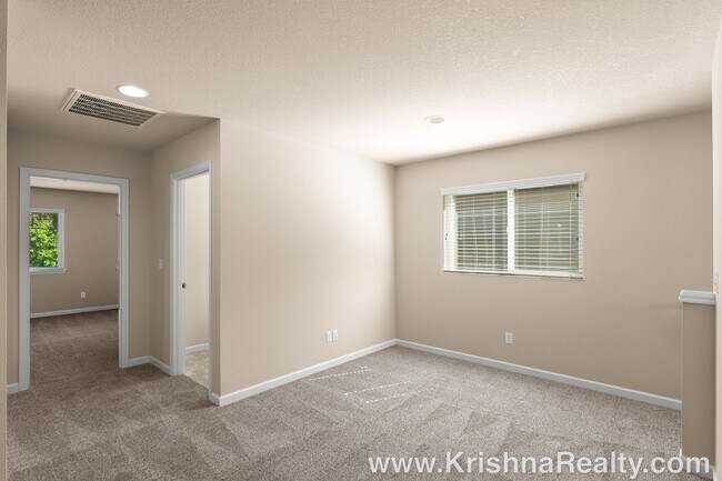 Building Photo - Lovely 4 BD | 2.5 BA | + Tech Niche | Single-Family Home | Coveted Abbey Creek | North Bethany | ...