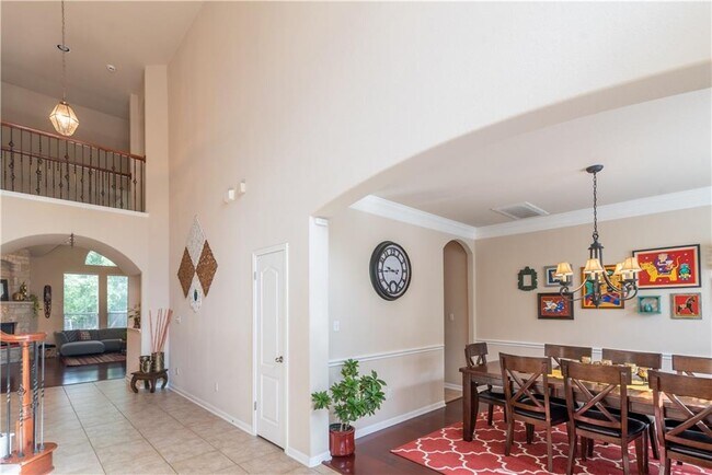 Building Photo - 6801 Magenta Ln