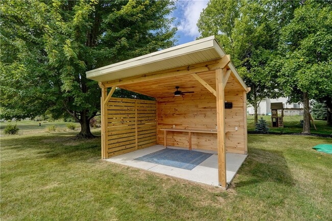 Building Photo - 83 Angels Path