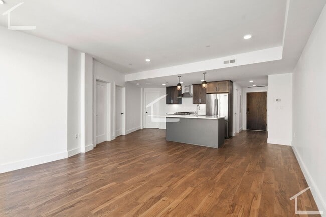 Building Photo - 24 Hichborn St