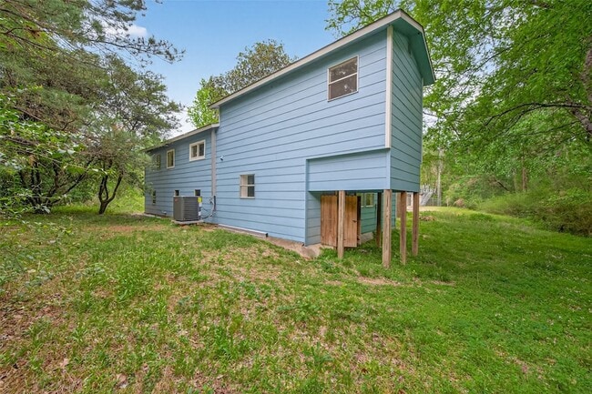 Building Photo - 21146 New Candy Dr