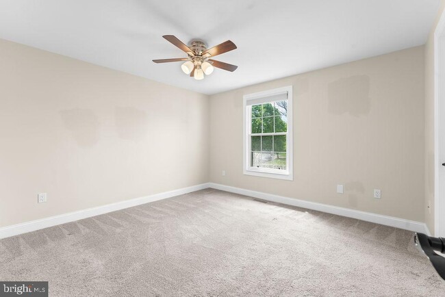 Building Photo - 17429 Gallagher Way
