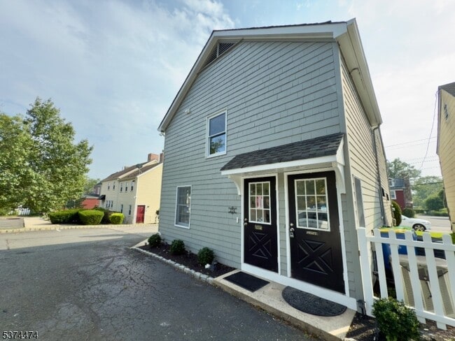 Building Photo - 274 US-202