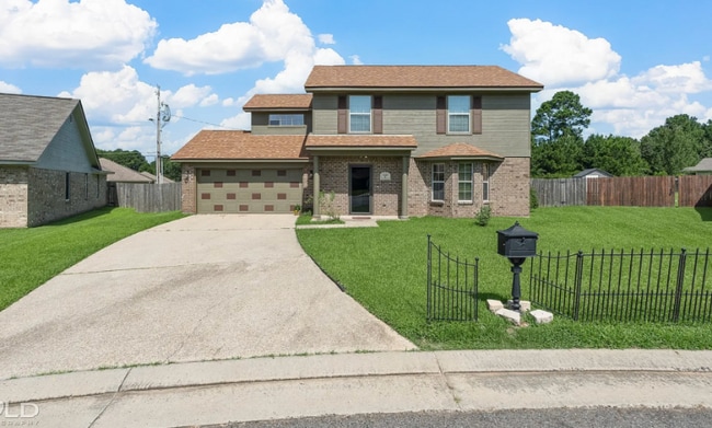 Building Photo - 1608 Shepherd Dr