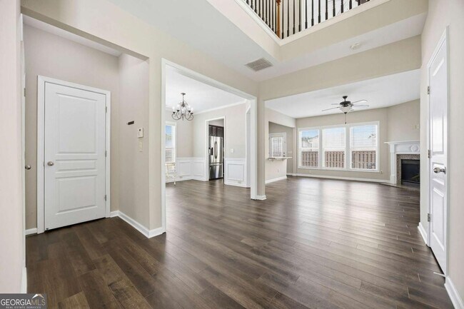 Building Photo - 2605 Runnymede Ct