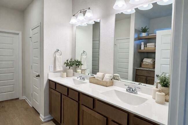 Building Photo - 9749 Grace Rdg Dr