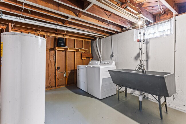 Building Photo - 20524 Indian