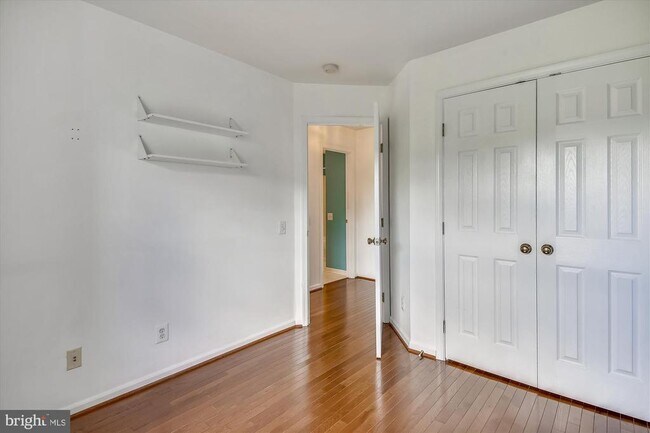 Building Photo - 5413 Summer Leaf Ln