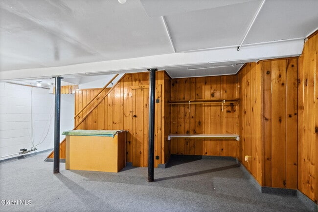 Building Photo - 234 Osborne Rd