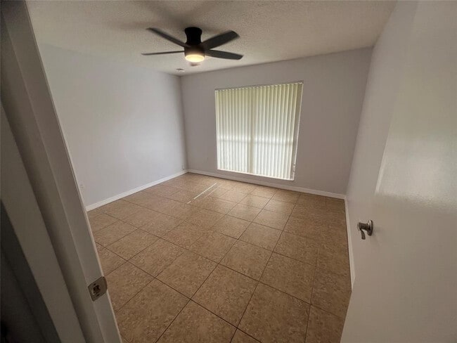 Building Photo - 2650 NW 94th Way