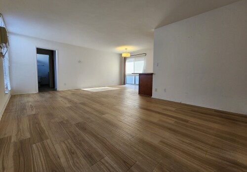 Interior Photo - 1235 Brockton Ave