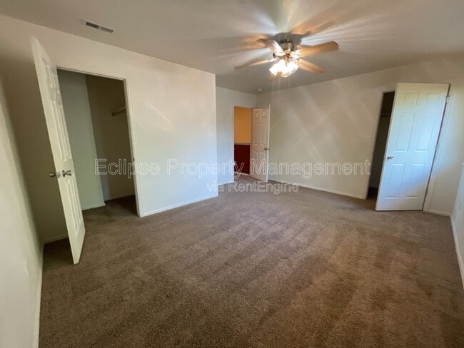 Building Photo - 2451 1/2 Theresea Ln