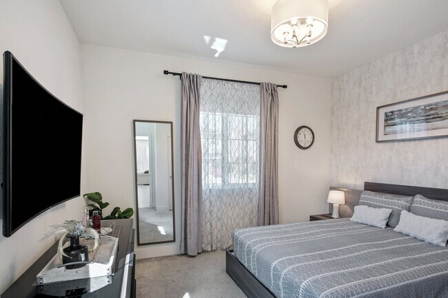 Building Photo - 2480 Iverstone St