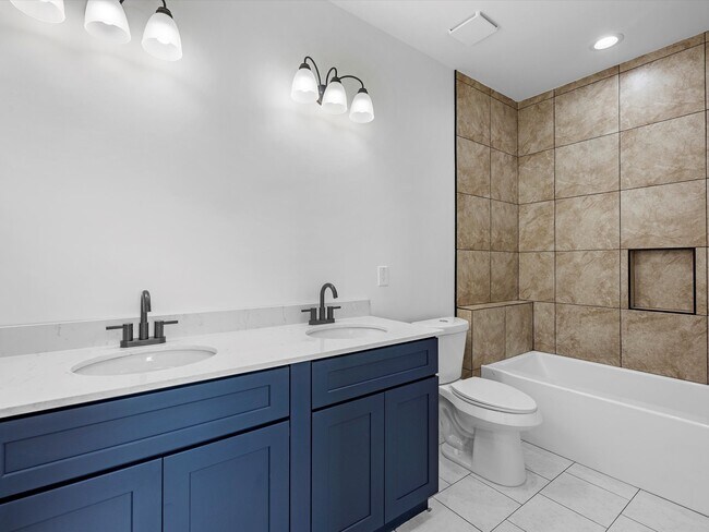 Building Photo - 1130 Miller Rd