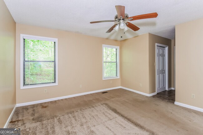 Building Photo - 4178 Taloza Ct NE