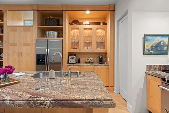 Building Photo - Stout Street 2 BDR at Curtis Park