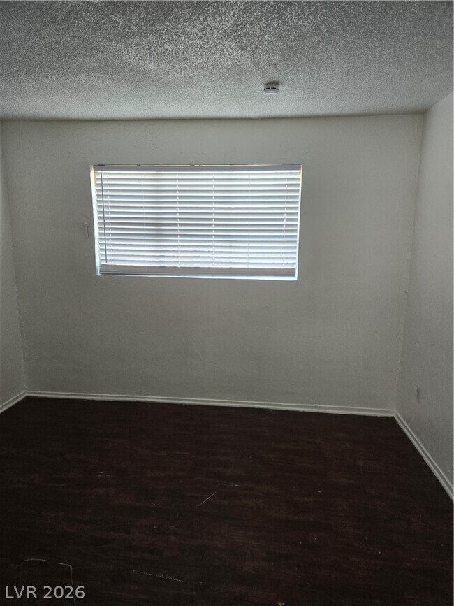 Building Photo - 708 Jackson Ave