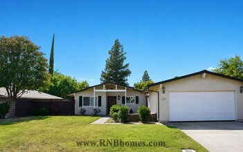 Building Photo - 5578 Coronado Way