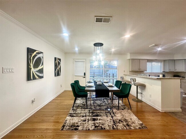 Building Photo - 5329 Pagewood Ln