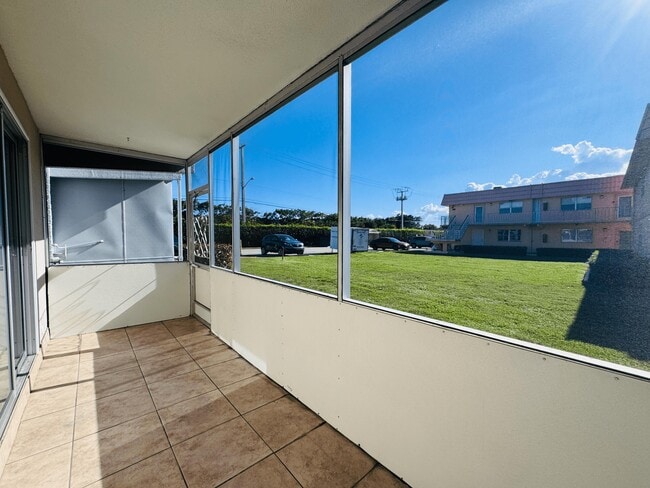 Building Photo - 602 Saxony Ln