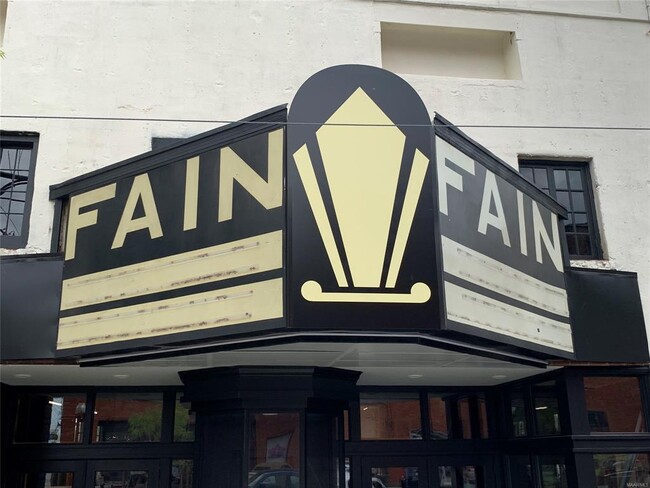 Building Photo - 101 N Bridge St