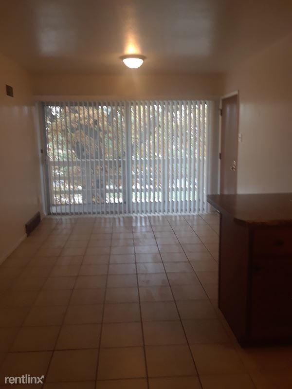 Building Photo - 2 br, 1 bath Apartment - 146 Clarkson Road