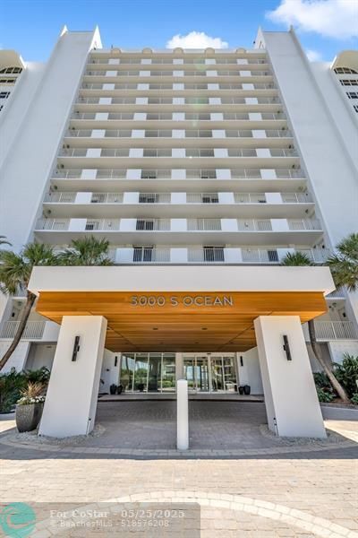 Building Photo - 3000 S Ocean Blvd