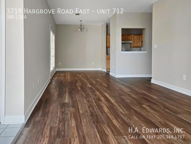 Building Photo - 3719 Hargrove E Rd