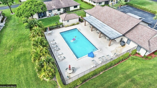 Building Photo - 4660 Greentree Pl