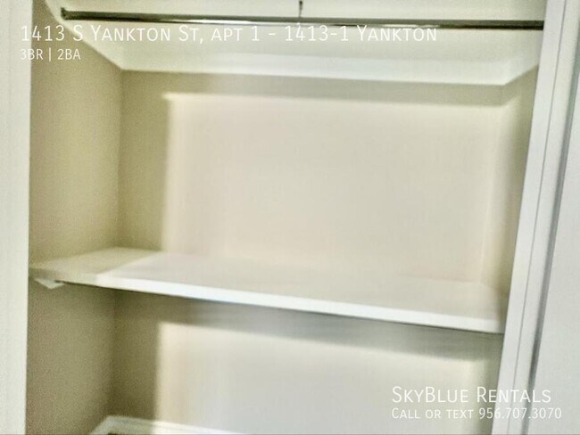Building Photo - 1413 S Yankton St
