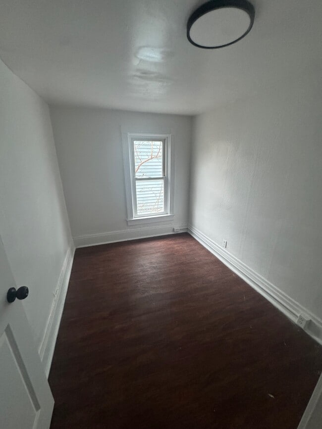 Building Photo - 1807 Packer St