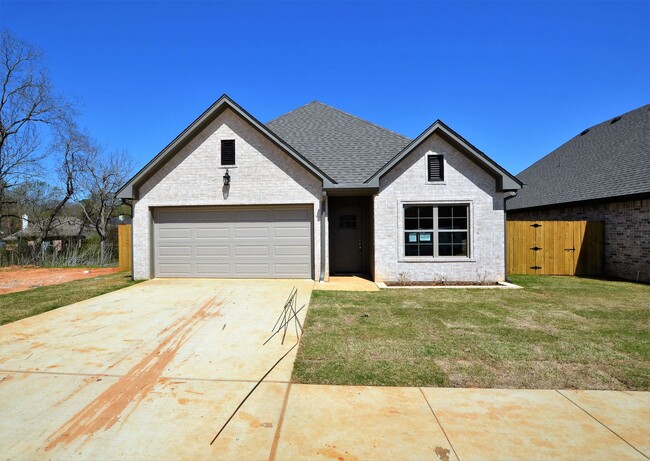 Primary Photo - Coming Soon! 3/2/2 in Whitehouse ISD!!