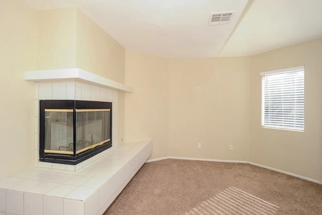 Building Photo - 41232 Crispi Ln