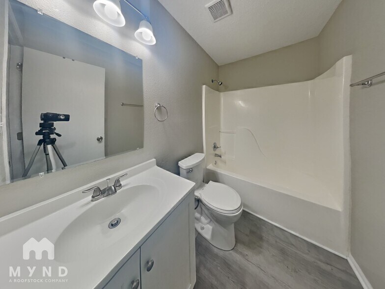 Building Photo - 5126 Sandy Forge Dr