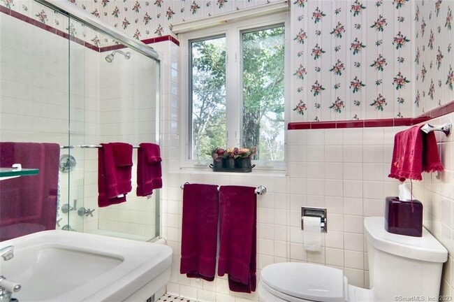 Building Photo - 57 Drum Hill Ln