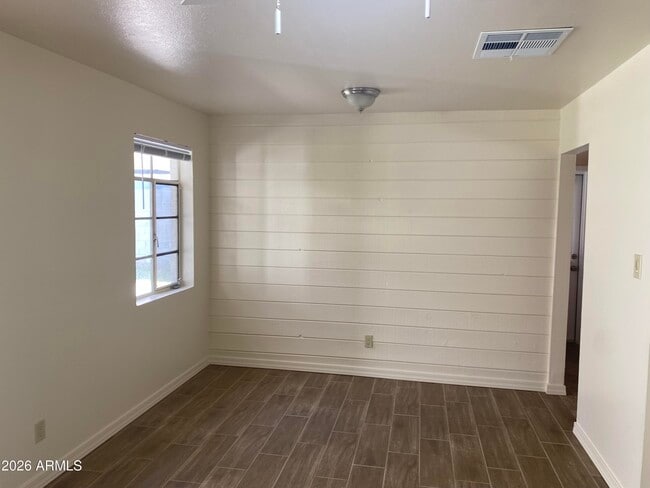 Building Photo - 3207 E Medlock Dr