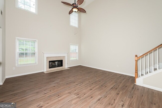 Building Photo - 2257 Mitford Ct
