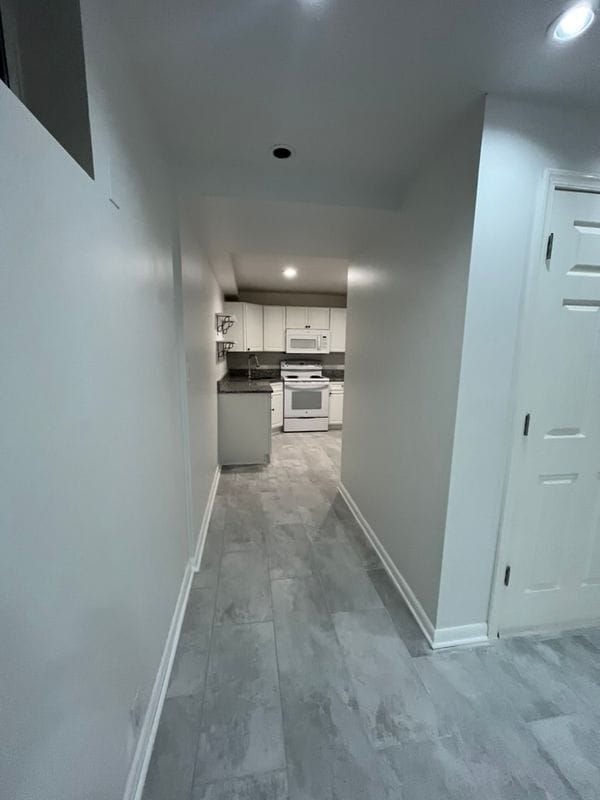 Building Photo - 1106 Landerset Dr