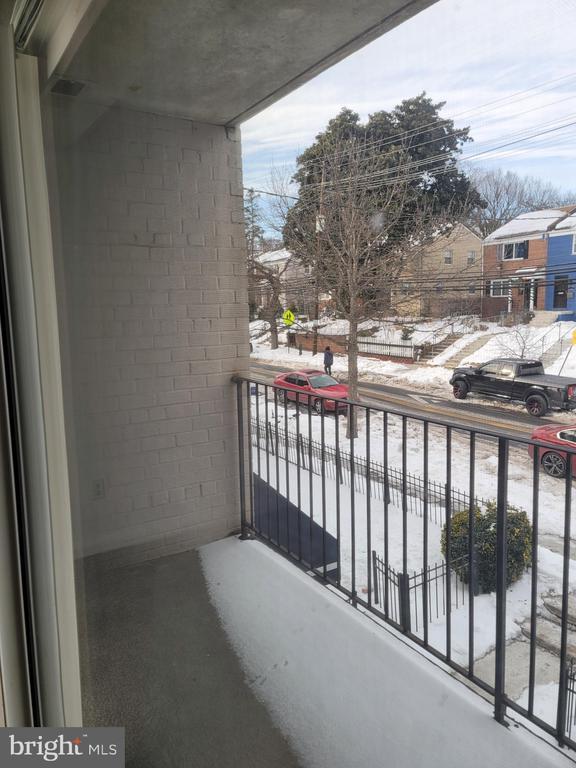 Building Photo - 625 Chesapeake St SE