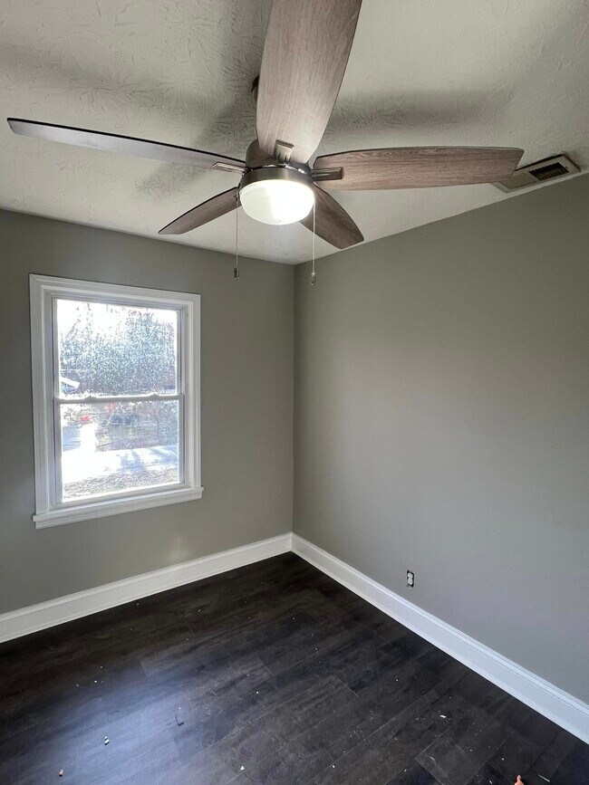 Building Photo - 97 Cedar Hill Dr