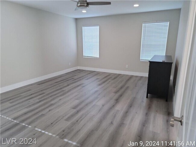 Building Photo - PARTIALLY FURNISHED 2-STORY HOME LOCATED O...