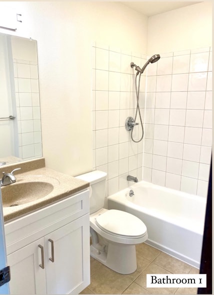 Building Photo - 1959 Puowaina Dr