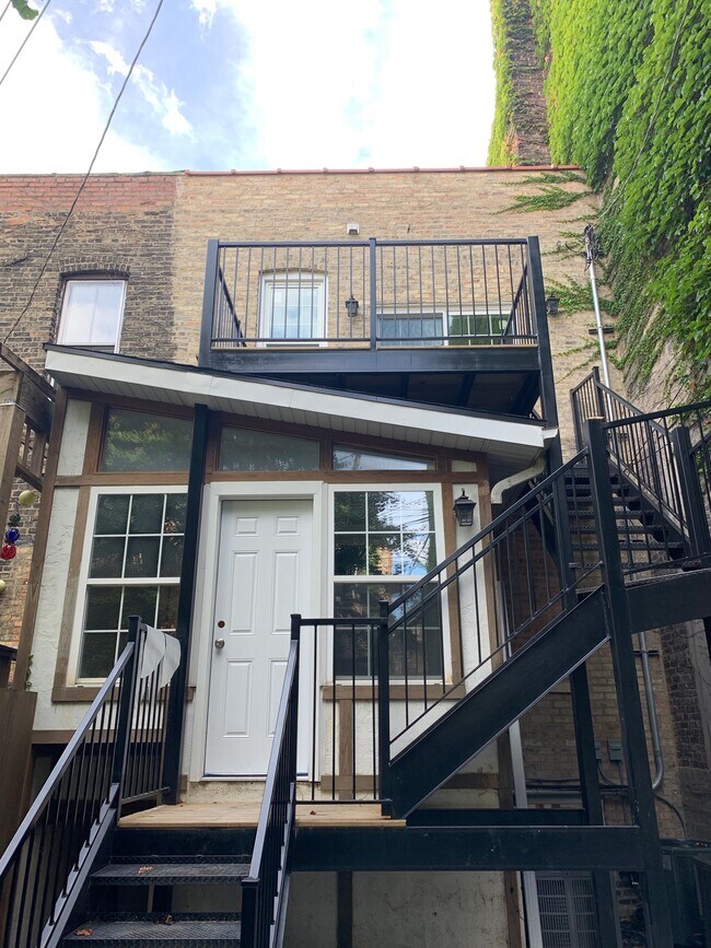 Building Photo - 608 W Arlington Pl