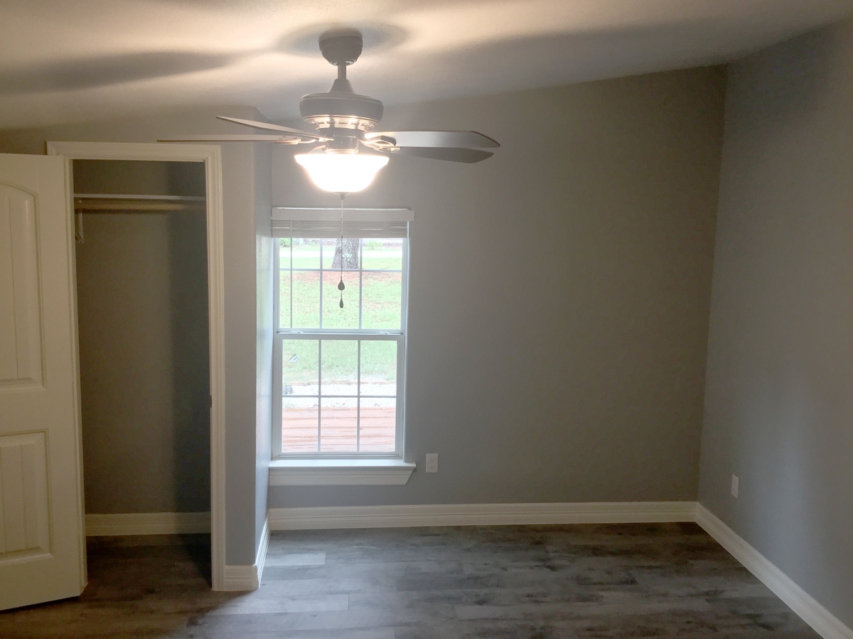 Master bedroom - 25745 Dulaney St