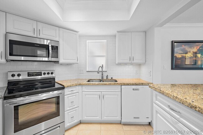 Building Photo - 154 Seabreeze Cir