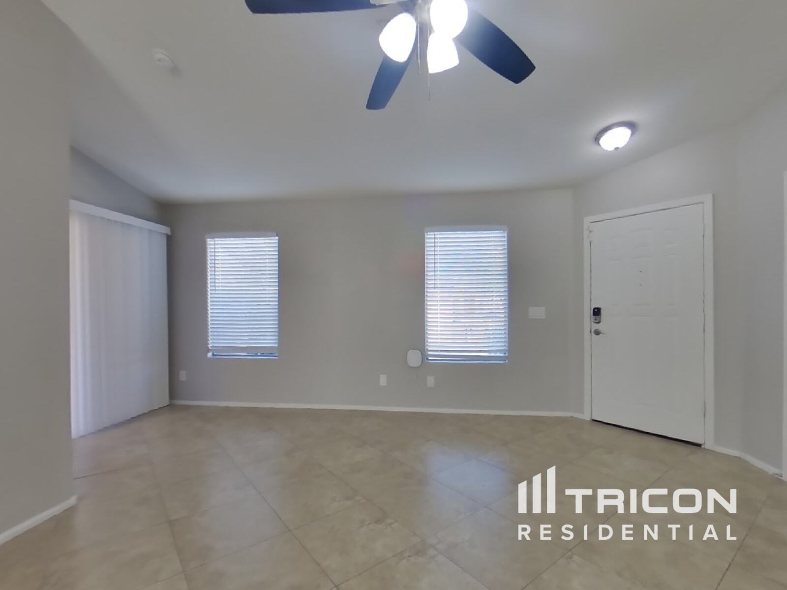 Building Photo - 40179 W Thornberry Ln