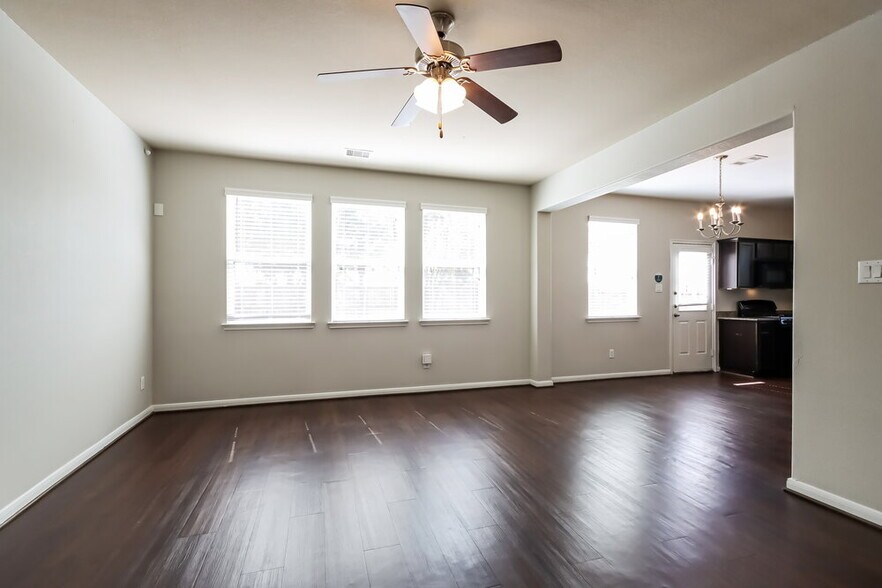 Building Photo - 3355 Allington Ct